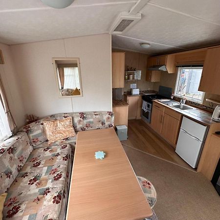 4-Bedroom Cosalt Caravan In Uddingston, Glasgow 外观 照片